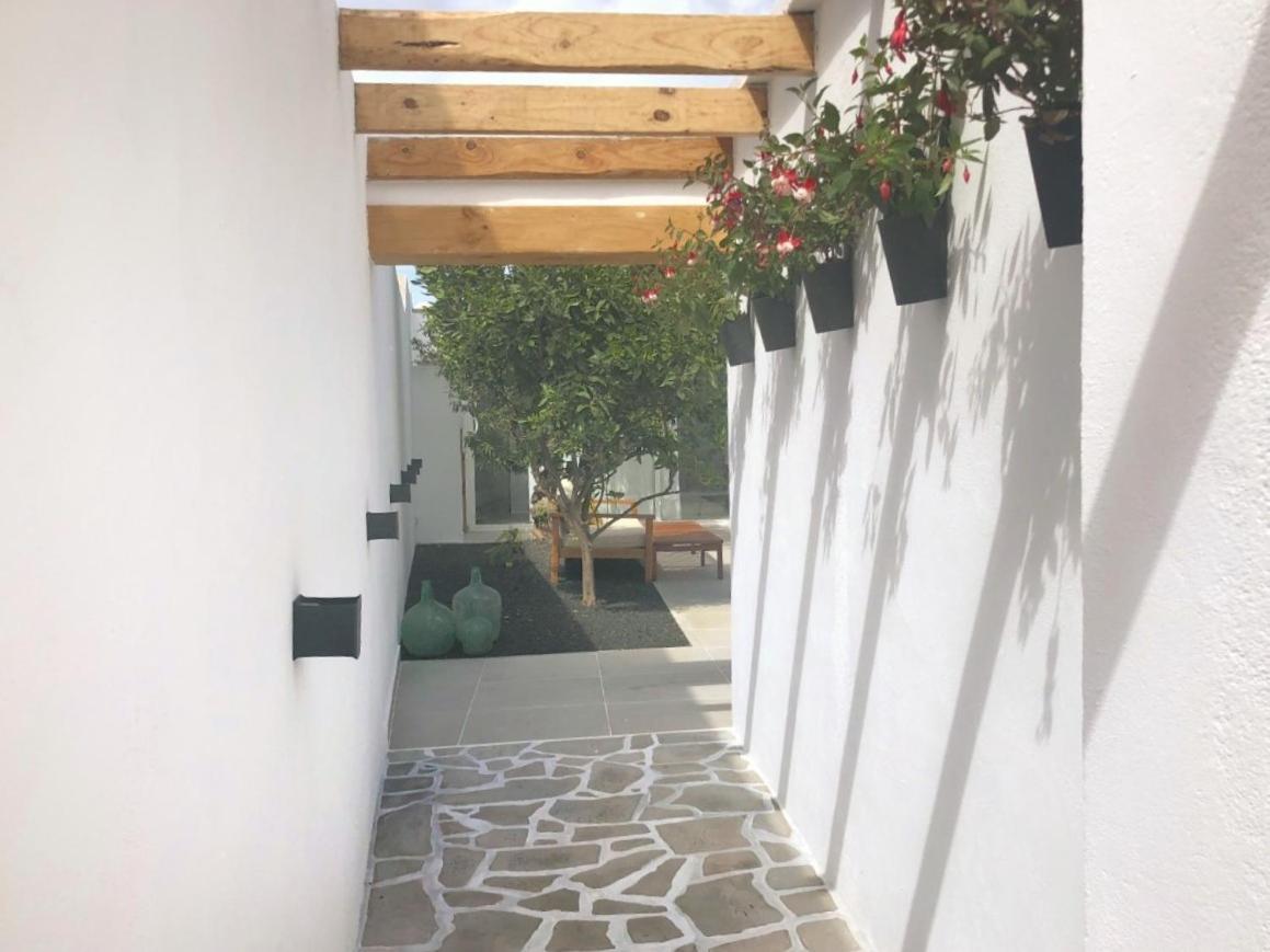TinguatonCasita Blanca Cerca De Timanfayaアパートメント エクステリア 写真